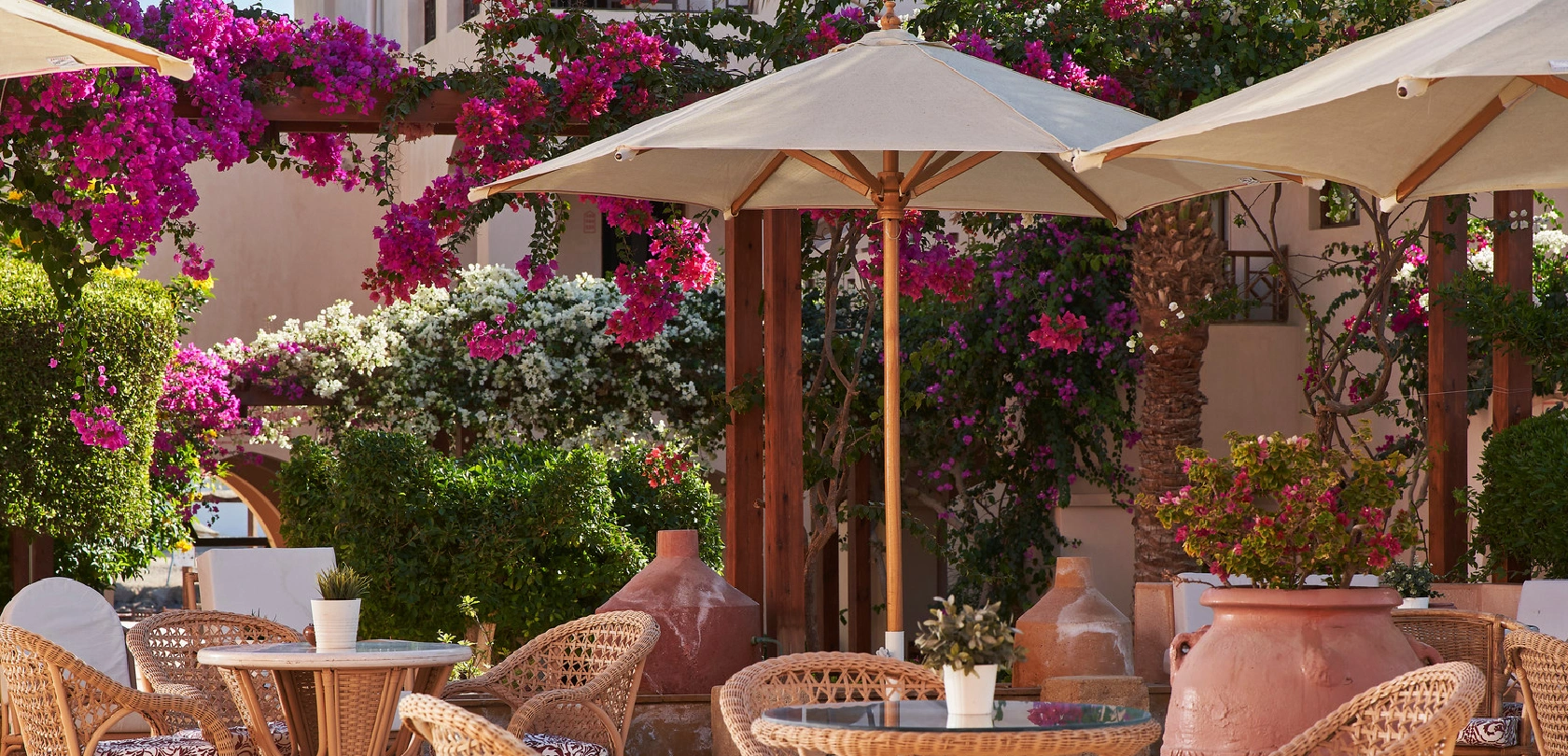 Sultan Bey Outdoor Lounge