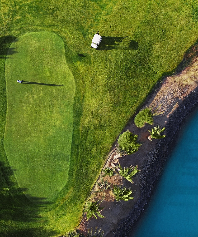 Play Golf in Paradise