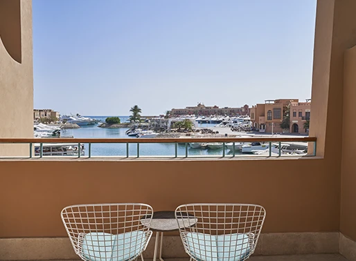 Captains Inn terrace