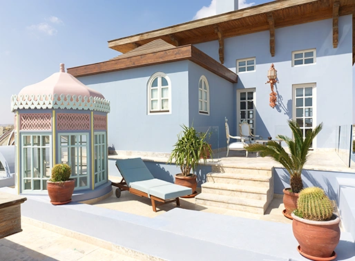 La Maison Bleue Tower Suite