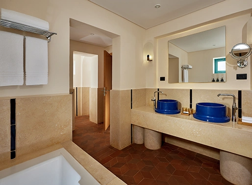 Sheraton Hotel Room Bathroom